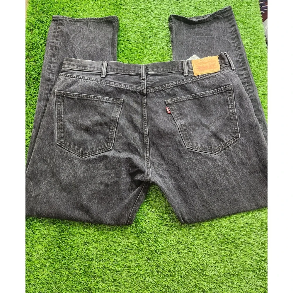 Levis 501 Jeans Mens 42x32 Gray Charcoal Wash Straight Button Fly Regular Fit